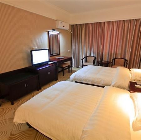 Yangshuo Hua Xiang Man Ting West Street Hotel Bilik gambar