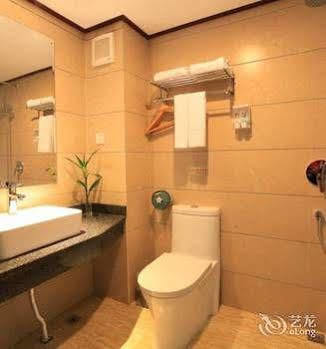 Yangshuo Hua Xiang Man Ting West Street Hotel Luaran gambar